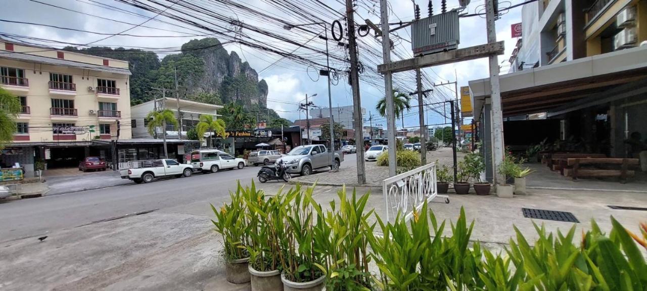 Pranang Flora House Homestay Ao Nang Buitenkant foto