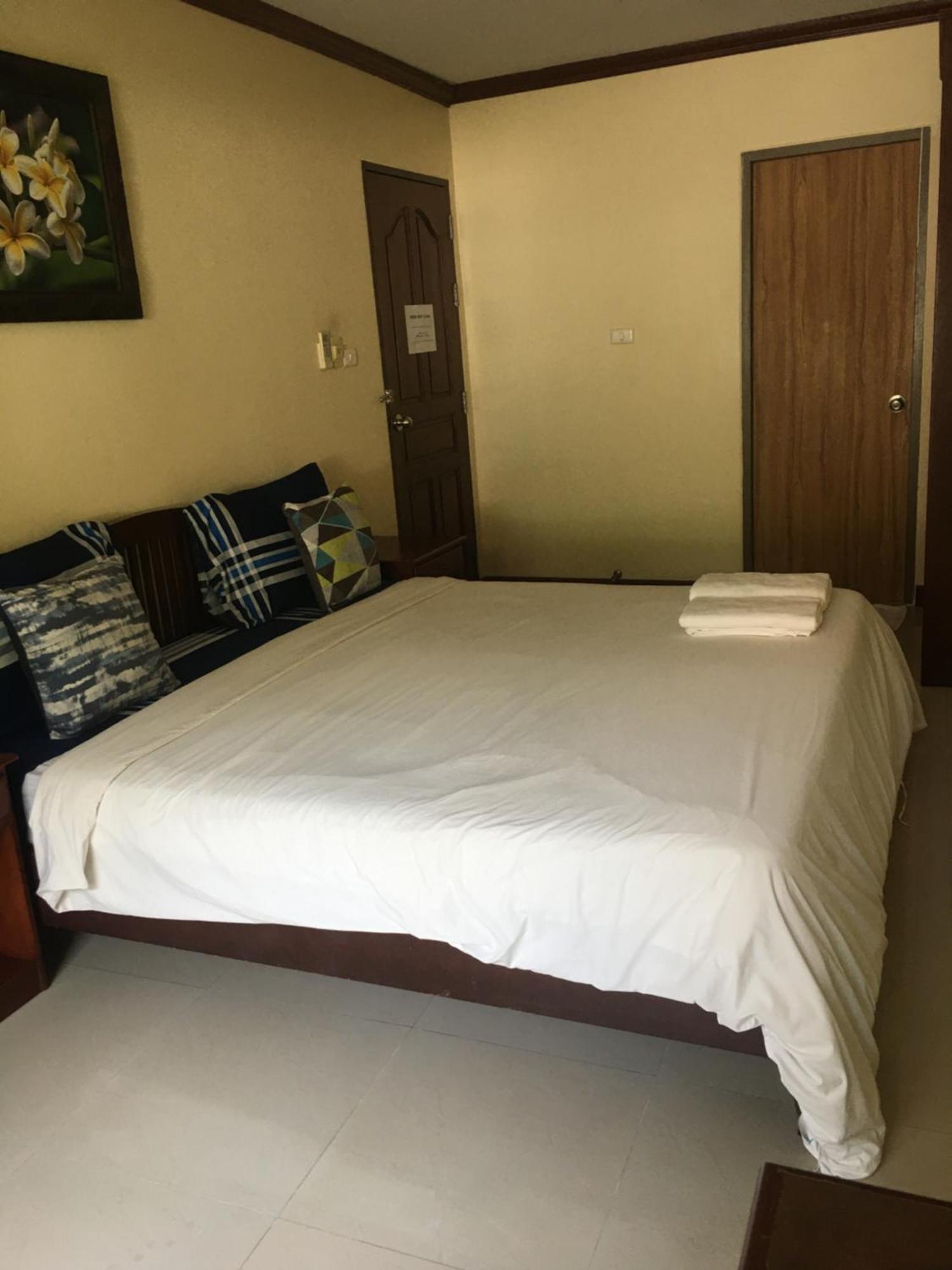 Pranang Flora House Homestay Ao Nang Buitenkant foto